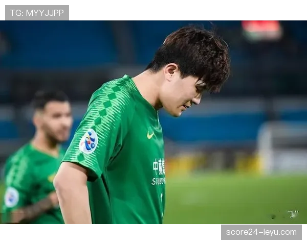 金玟哉关键助攻助球队力克强敌,安联球场再书传奇篇章