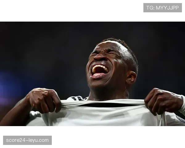 维尼修斯比赛风格与舆论形象的双重争议解析